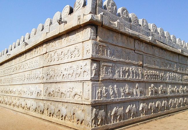 ハザーラ ラーマ寺院