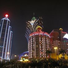 美しいリスボア付近の夜景