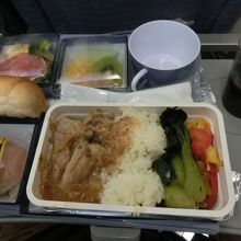 機内食です