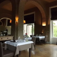 朝食・夕食のレストラン