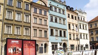 中世の街並みの中でゆったりとした時間