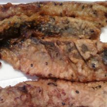 真いわしのごま衣揚げ。
