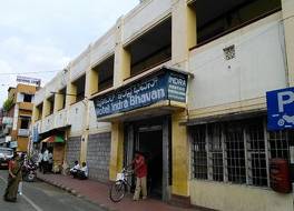 ホテル インドラ バワン