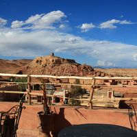 テラスからアイトベンハッドゥが見えます。