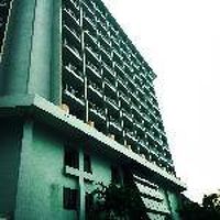 建物はかなり古い