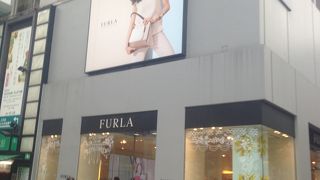 銀座のブランドショップ