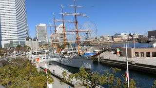 貴婦人とはこの帆船のことだ