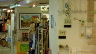 可愛い雑貨やインテリア家具のお店