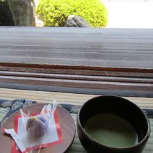 お抹茶と和菓子