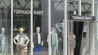 トルネード マート ワールド (表参道店)