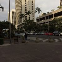 ホテルを出た所の景色