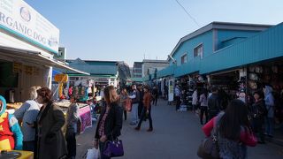 なんでもそろう中央バザール