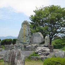 殉職者慰霊の碑