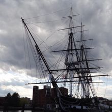 青空に似合います。