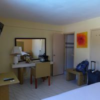 簡素だが広い客室