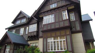 レトロな雰囲気で焼きカレーを。