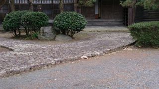 明治の建築技術の粋を集めた建物