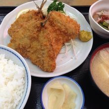 アジフライ定食630円！