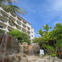 プールから眺めたタシクラブ