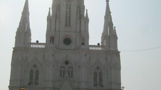 マリアを祀っている教会です。