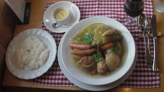 地元野菜たっぷりのポトフが定番