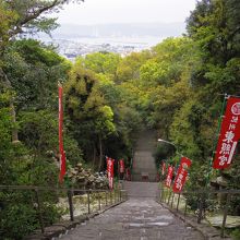 階段を登り切って振り返った風景