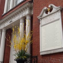 美しい教会です。