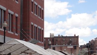 ボストン市内でとても貴重なマーケットです。