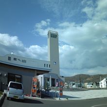 塔にはエレベーターはなく歩きでした