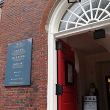 入り口そばです。