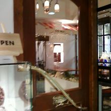 ちょっとレトロな感じです。