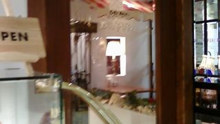 新宿では特に需要の多いカフェ。