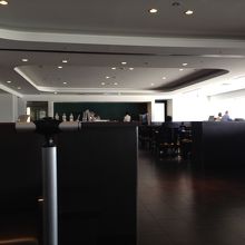 JAL国内線サクララウンジ
