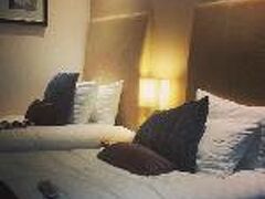 シスル ユーストン 写真