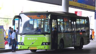 空港から市内へのバス