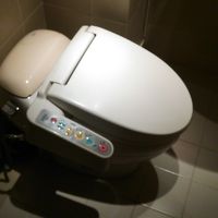 トイレはウォシュレットが付いていました