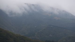 芦ノ湖の東側の山です。