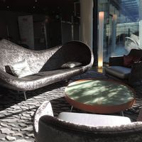 ホテルラウンジ