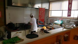 変わらぬ味だが・・・　母さんが気まぐれで開いていたらラッキー