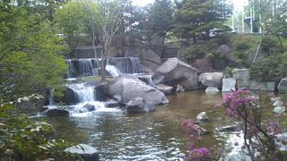 市役所の庭園、と公式に銘打たれているのは意外と珍しいかも？