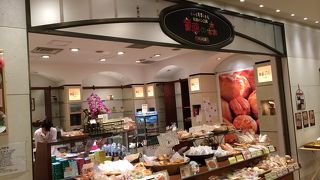 リバレインのパン屋さん