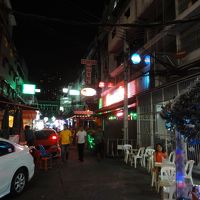 夜のｓｏｉ７はネオンぎらぎらでした