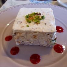 ヌガーグラッセ