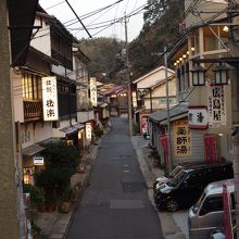 温泉津温泉街。この町並みが世界遺産に石見銀山の構成遺産