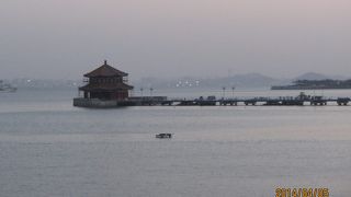 青島の海の玄関の象徴の桟橋