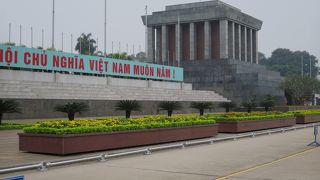 ベトナム民主共和国初代主席ホー・チ・ミンの霊廟