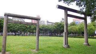 友好の歴史の遺構