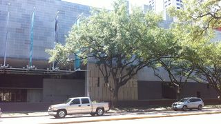 木曜日は無料で楽しめます！