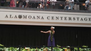 巨大ショッピングモール