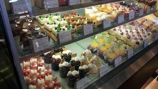 高松の有名なケーキ屋